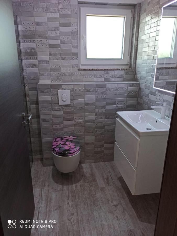 Villa Luna Biograd Na Moru Ngoại thất bức ảnh